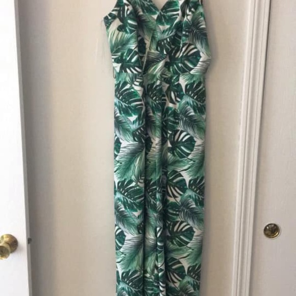 Floral jumpsuit - Picture 2 of 2